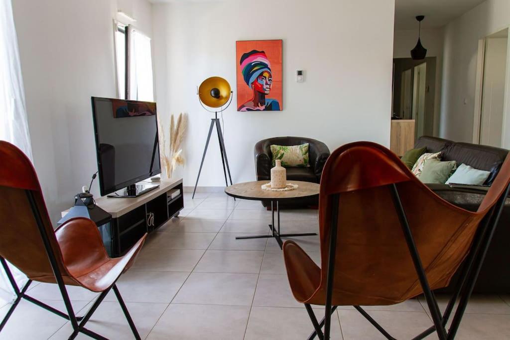 Villa Avec Piscine Chauffee Trois Chambres Saint-Sulpice-de-Royan Kültér fotó